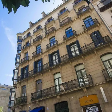 The Collection | Okendo I San Sebastián